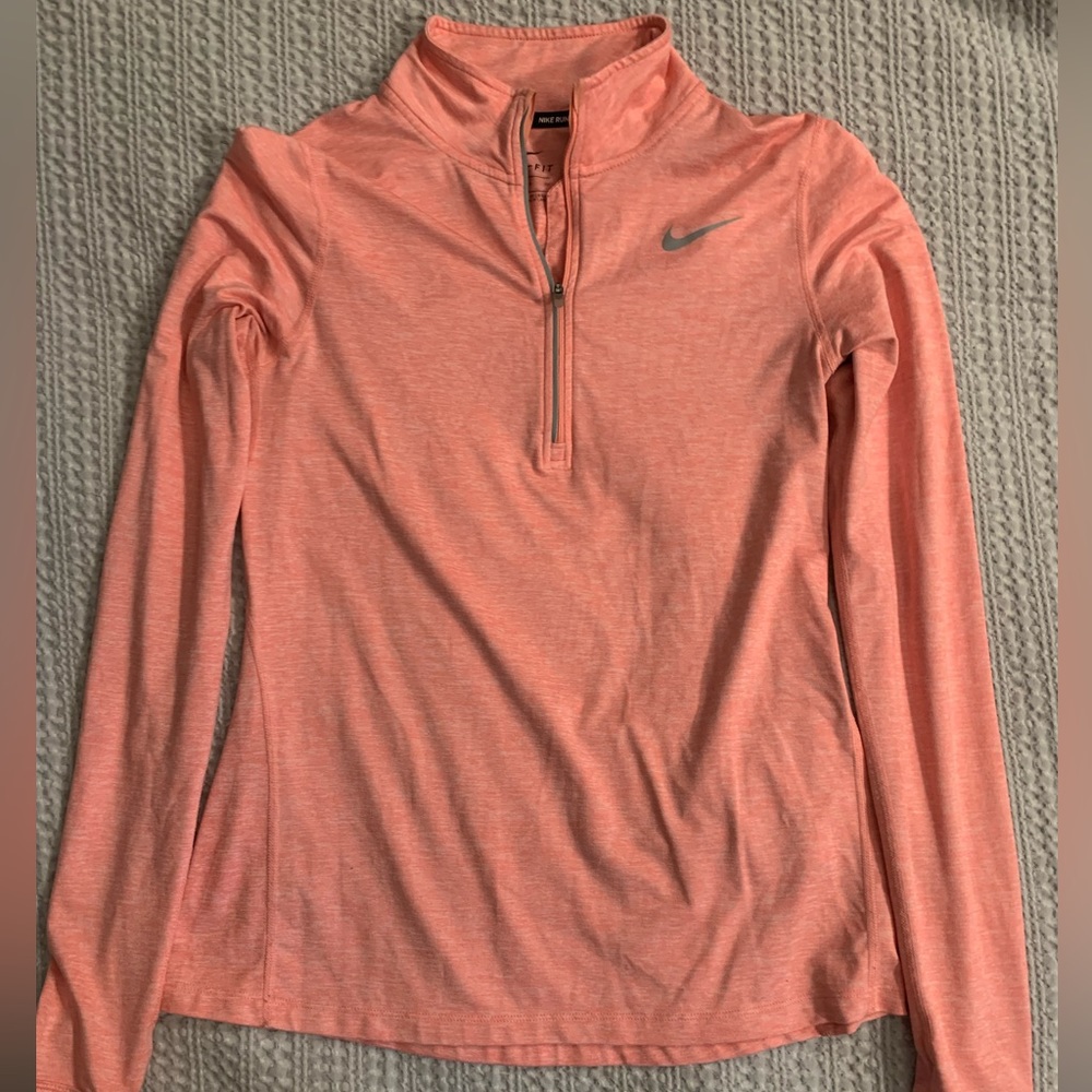 Women’s Nike Dri-fit quarter zip - Size small